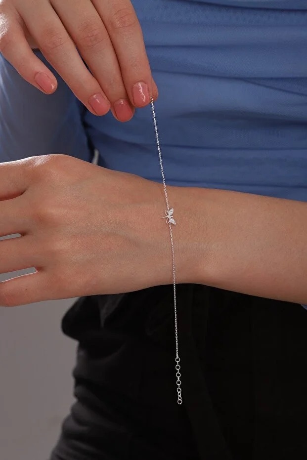 925 Sterling Silver Minimal Dragonfly Bracelet With White Zircon Stone - Image 2